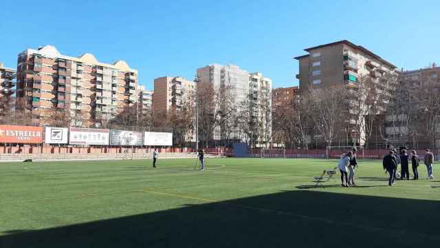 Campo de fútbol del distrito de Sant Martí de Barcelona / AYUNTAMIENTO DE BARCELONA