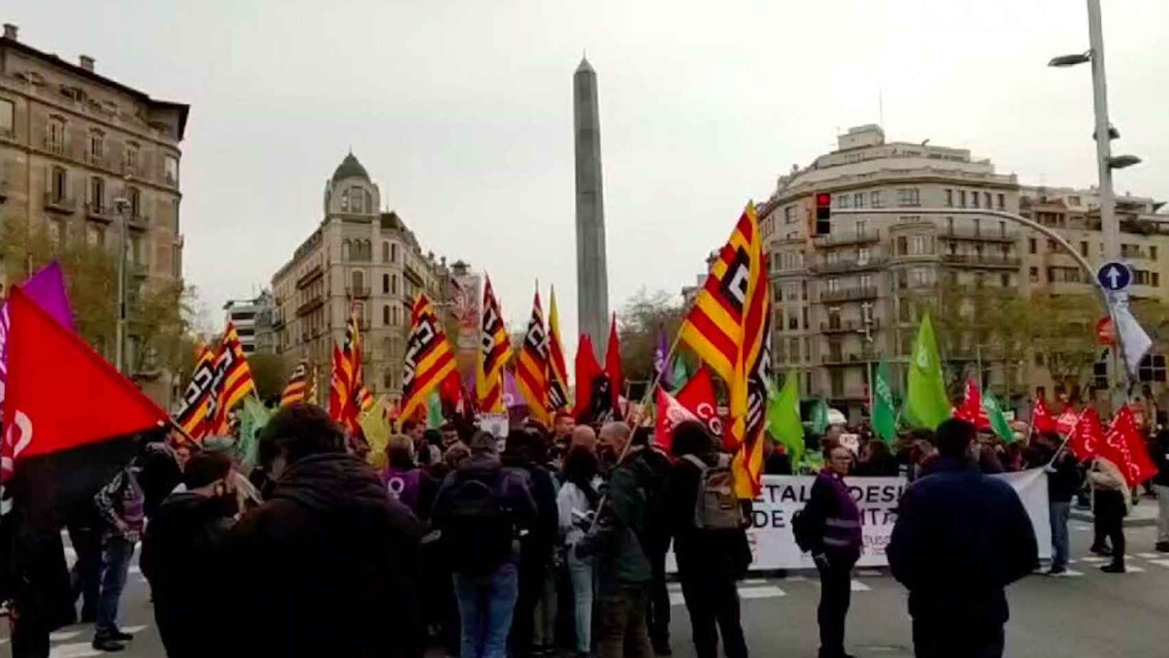 Manifestación de profesores en los Jardinets de Gràcia / METRÓPOLI