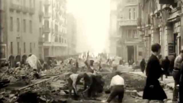 Imágenes antiguas de la construcción de la Via Laietana de Barcelona / FILMOTECA DE CATALUNYA