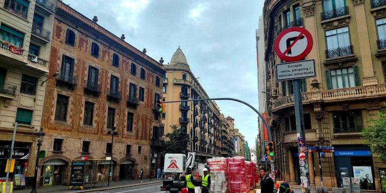 Trabajos en la vía Laietana de Barcelona / Cedida-Alberto Mejías