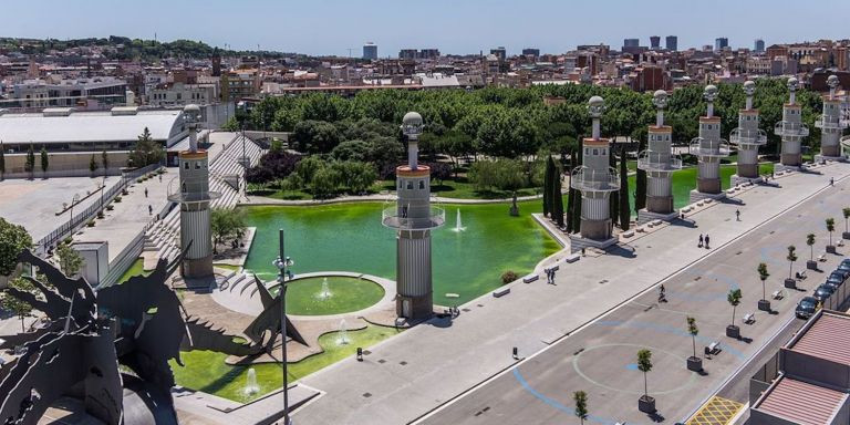 Vistas del parque de la Espanya Industrial / AJ BCN