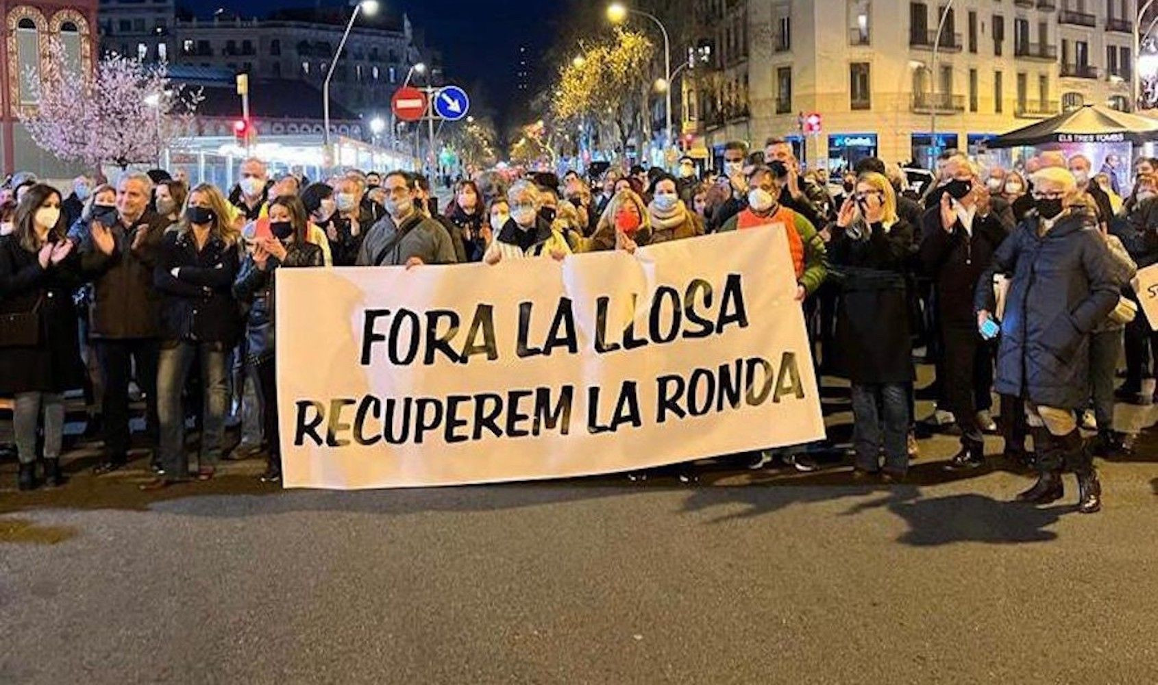 Protesta de vecinos y concejales contra la losa de Sant Antoni / CEDIDA