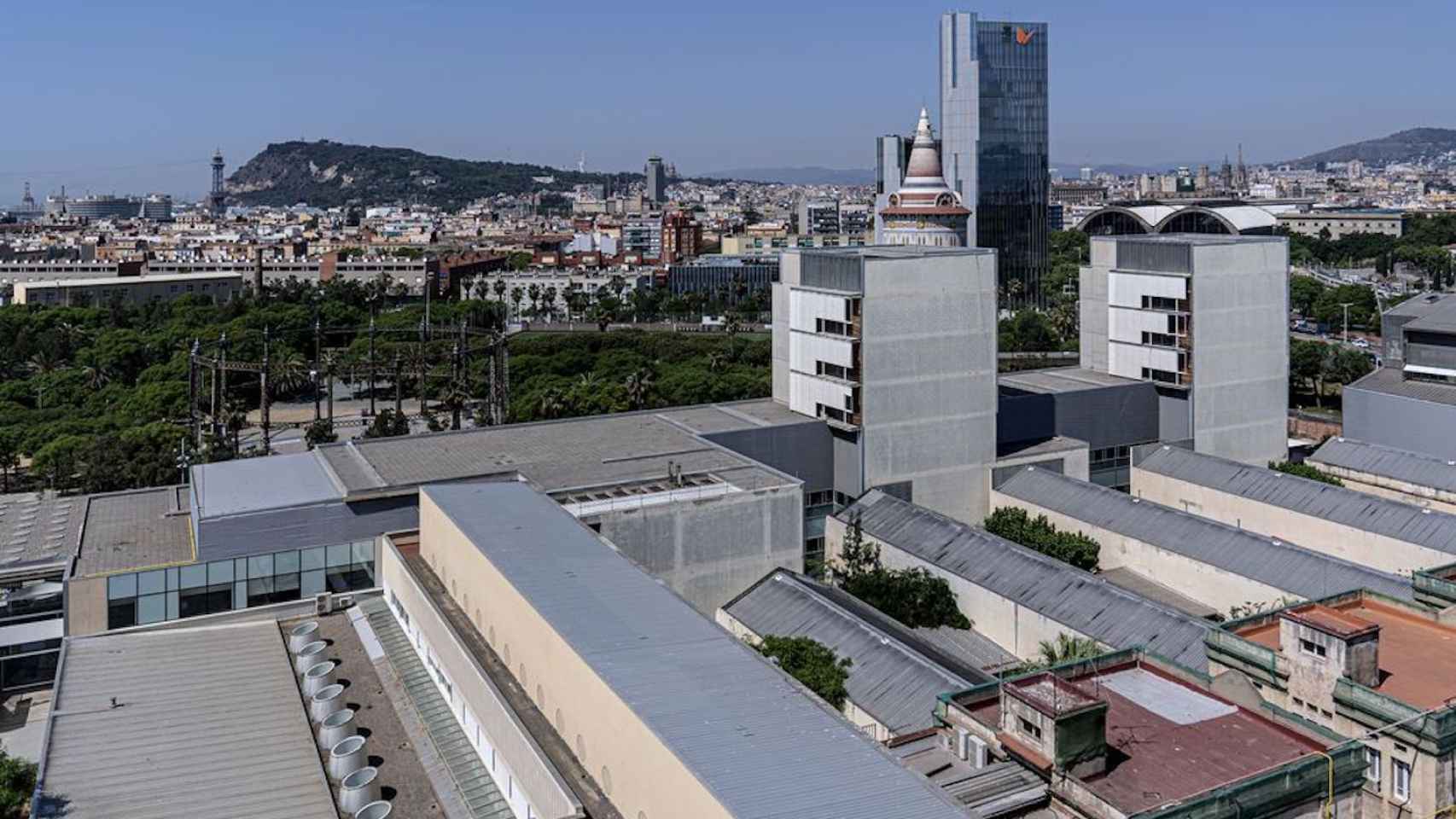 Imagen superior de los edificios que forman parte del Hospital del Mar / AYUNTAMIENTO DE BARCELONA