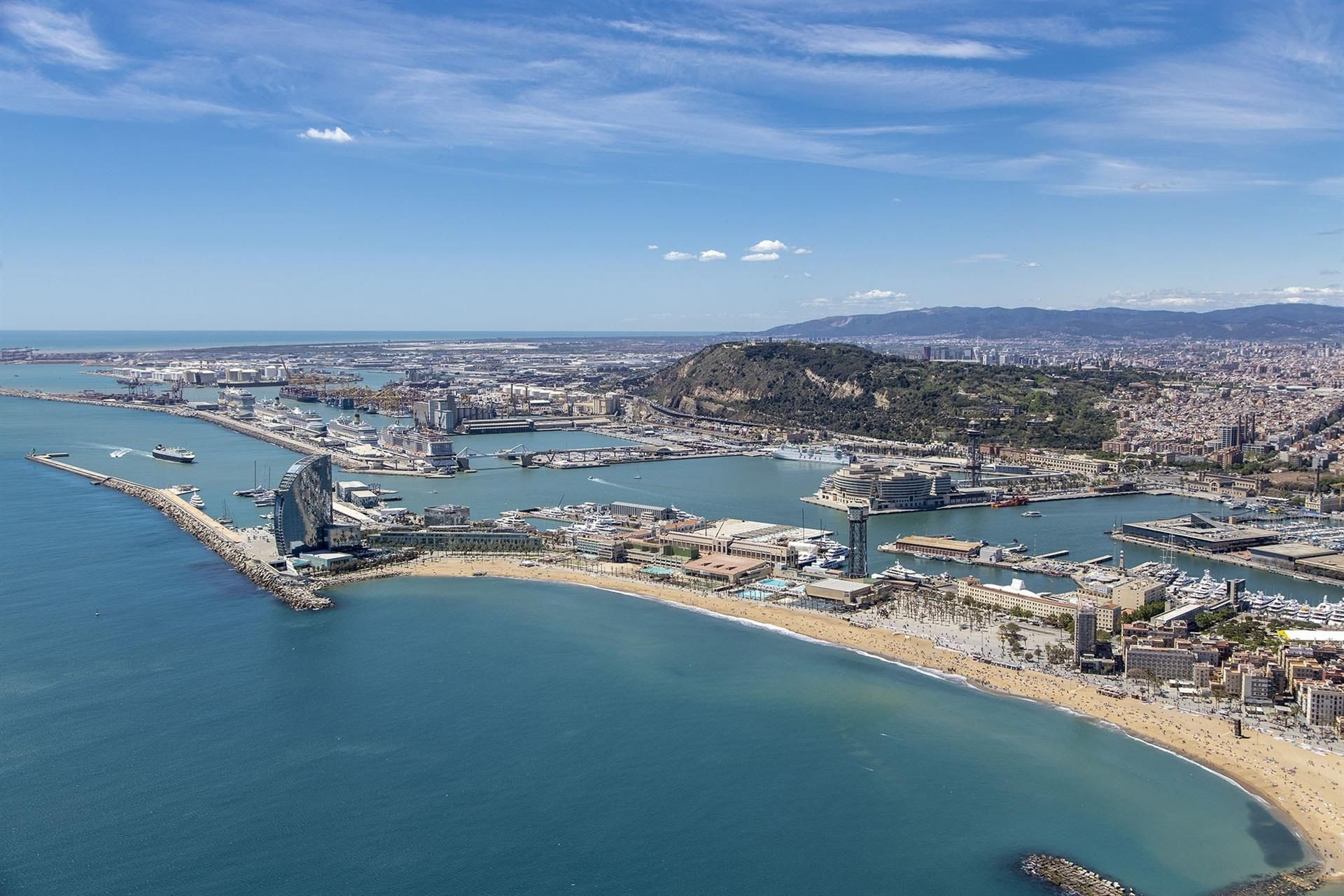 Imagen aérea del Puerto de Barcelona / PUERTO DE BARCELONA