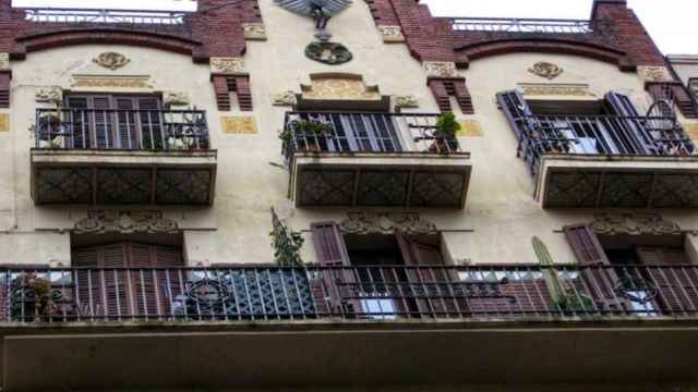 Fachada de la casa Eulàlia Tarragó del Poble-sec / INMA SANTOS