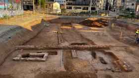 Vista general de las obras de urbanización de Can Batlló donde se han encontrado los esqueletos / AJUNTAMENT DE BARCELONA