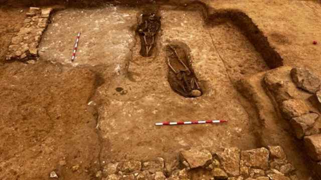 Esqueletos de la época romana hallados en las obras de urbanización de Can Batlló / AJUNTAMENT DE BARCELONA