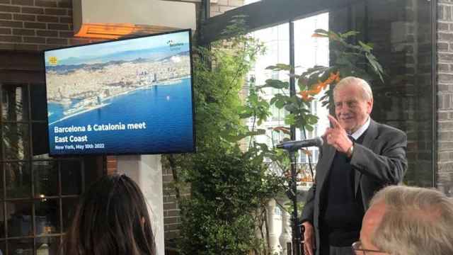 El cardiólogo Valentín Fuster, en la presentación sobre la ciudad de Barcelona este martes en Nueva York / EFE