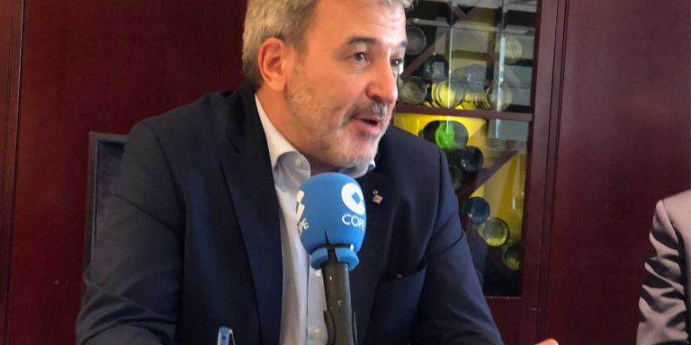 Jaume Collboni, en la entrevista en el programa 'Converses' de la Cadena Cope, con 'Metrópoli' / MA
