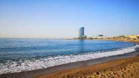 Playa de la Barceloneta, una de las más concurridas durante la temporada de baño en Barcelona / PIXABAY