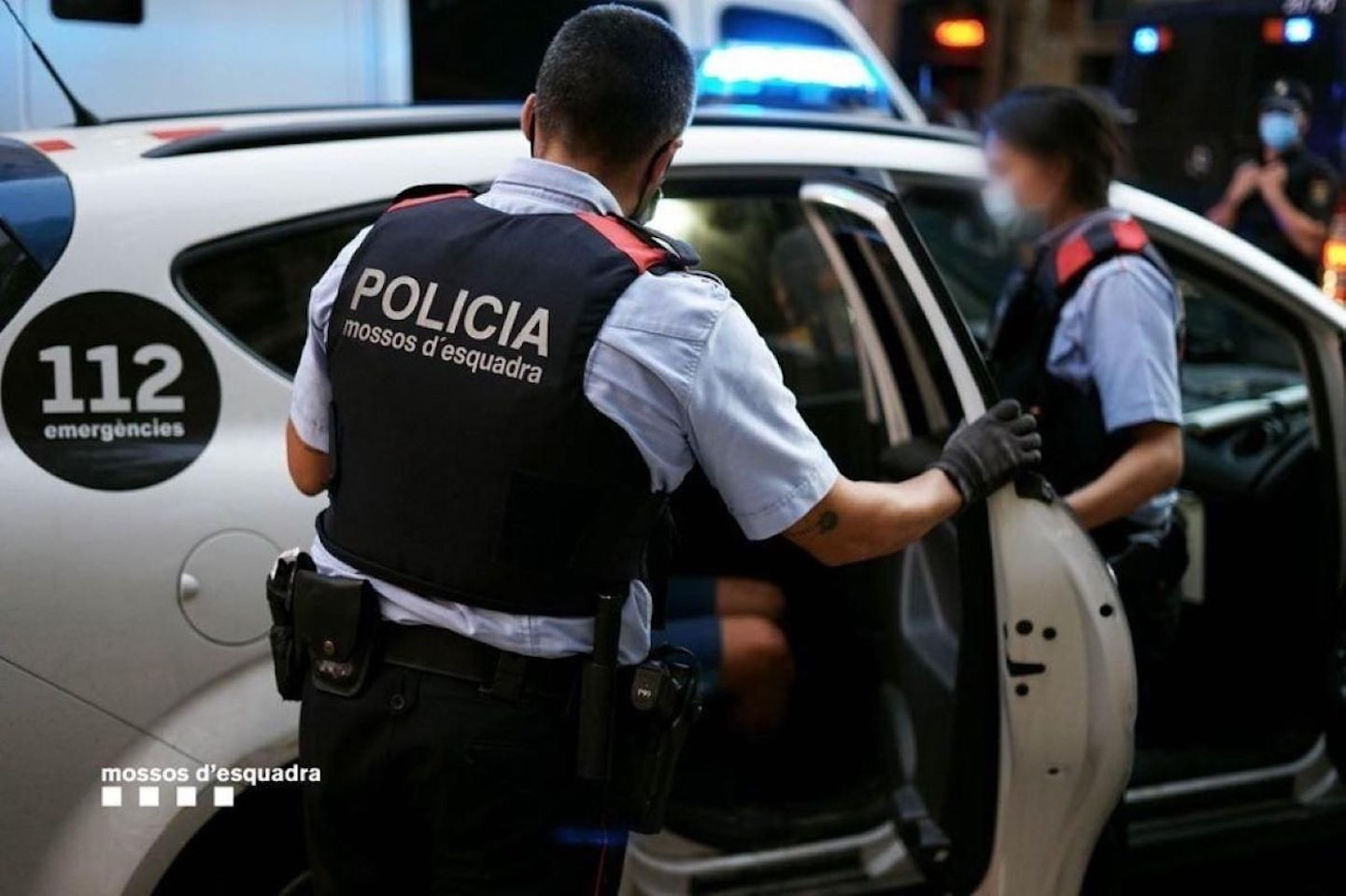 Uno de los dos ladrones detenido por los Mossos d'Esquadra en Sant Andreu / MOSSOS