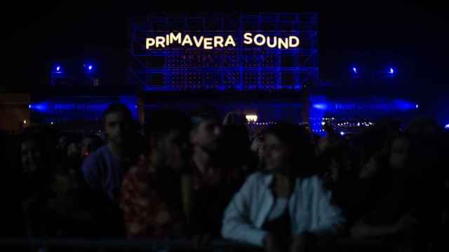 Asistentes en el Primavera Sound durante la primera noche del festival, donde hubo muchos problemas / EUROPA PRESS - David Zorrakino