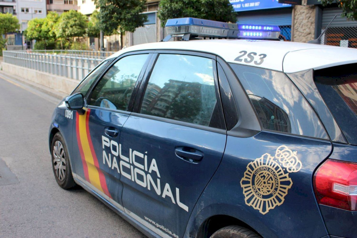 Un coche de la Policía Nacional en Barcelona