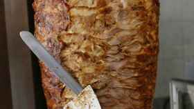 Carne de un kebab como en el que se encontraron servilletas de Spanair / ARCHIVO