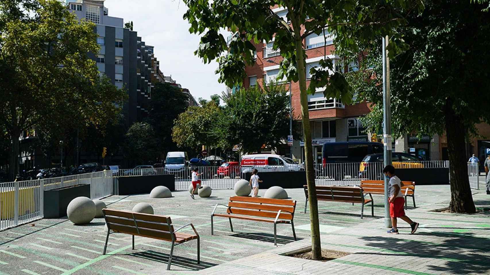 Pacificación de un entorno escolar en Barcelona realizada por el gobierno de Colau / AJ BCN