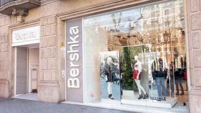 Exterior de una tienda de Bershka, una de las marcas del grupo Inditex