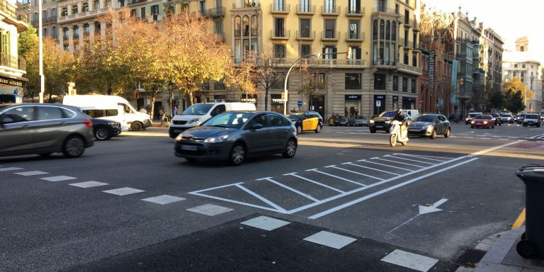 Carril bici en la calle de Aragó / METRÓPOLI - RP