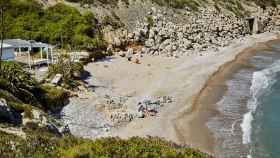 Playa de l'Home Mort en Sitges