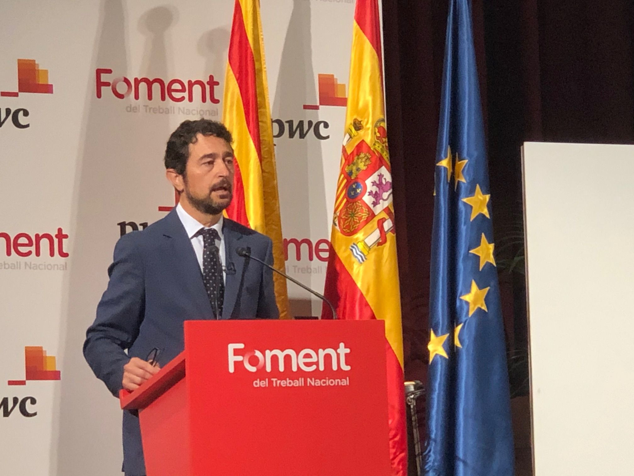 El presidente del Puerto de Barcelona, Damià Calvet, en la sede de Foment del Treball / MA