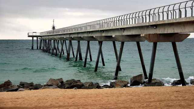 Pont del petroli de Badalona