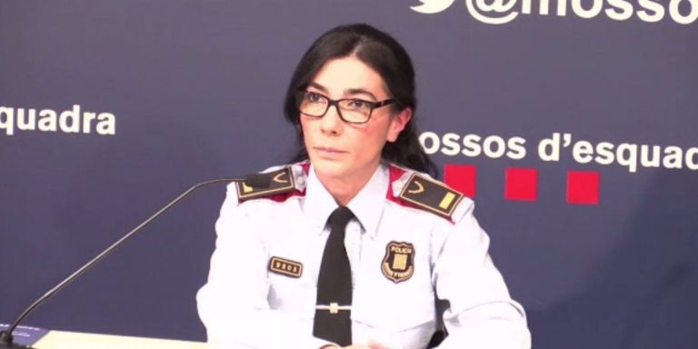 La portavoz de los Mossos d'Esquadra, la inspectora Montserrat Escudé, durante la rueda de prensa / MOSSOS D'ESQUADRA