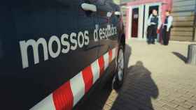 Los Mossos d'Esquadra investigan cuatro ataques con explosivos en Barcelona / MOSSOS