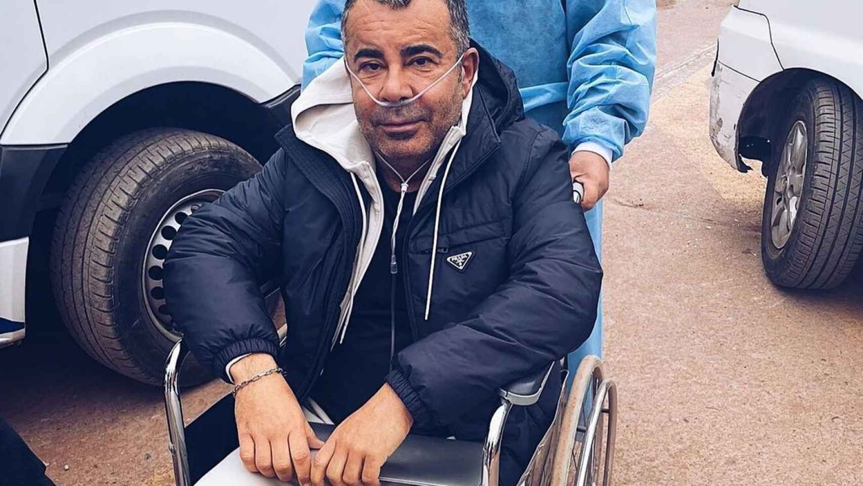 Jorge Javier Vázquez en silla de ruedas en Perú / INSTAGRAM