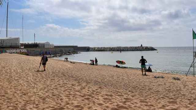 La playa de la Marina de Badalona / ÁNGELA VÁZQUEZ