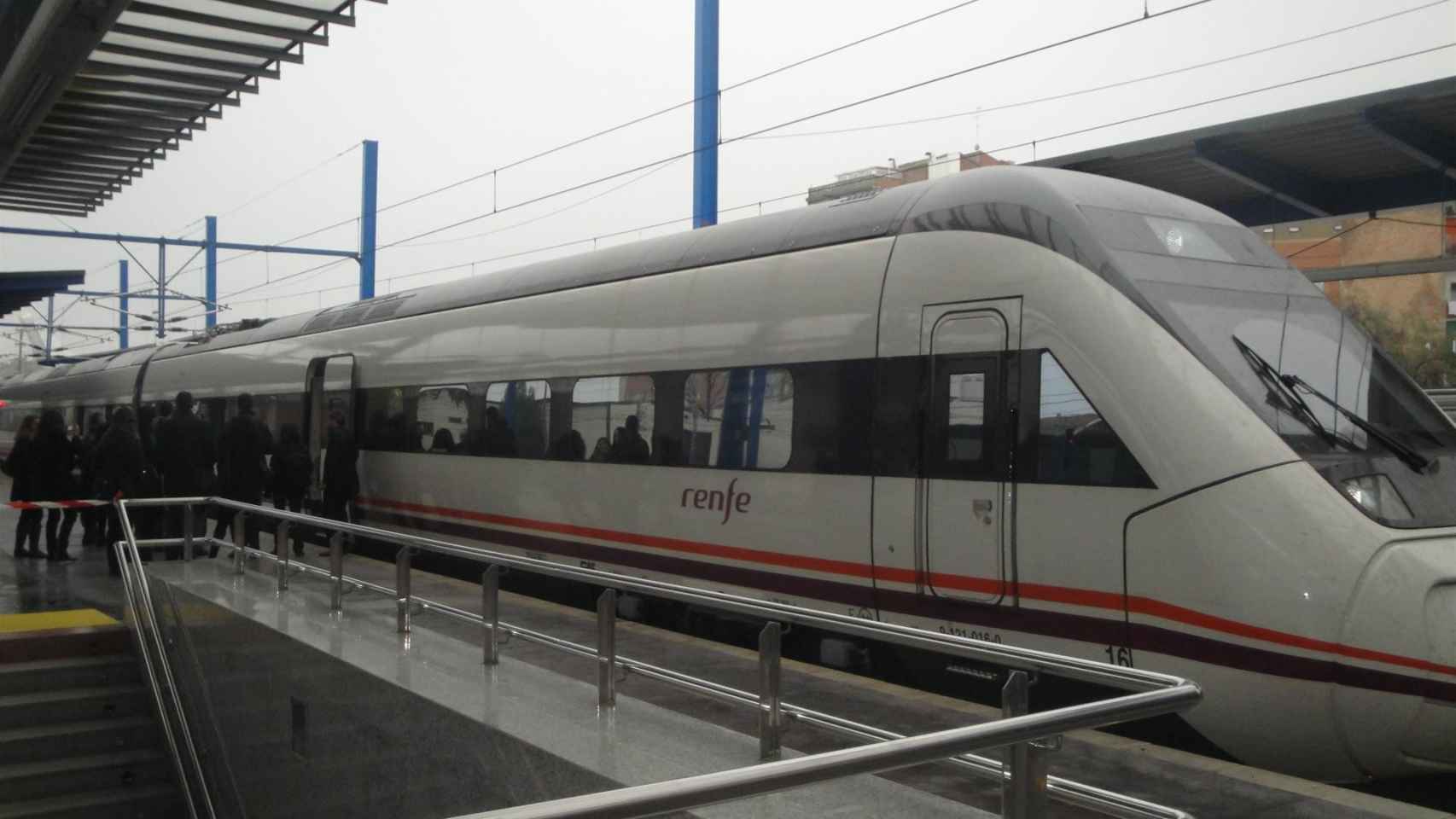 Un tren Avant de Renfe en una imagen de archivo / EUROPA PRESS