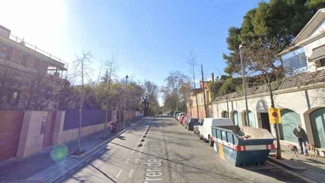 La calle Caballeros de Pedralbes, donde vivió la víctima de los estafadores de perros / GOOGLE MAPS