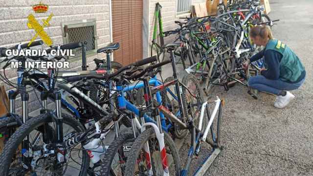 Decenas de bicis robadas en un garaje de la policía / GUARDIA CIVIL