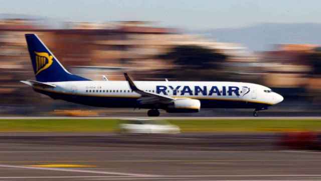 Avión de Ryanair / RYANAIR