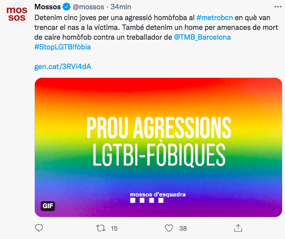 Tuit de Mossos sobre la agresión homófoba en el metro de Barcelona / TWITTER MOSSOS