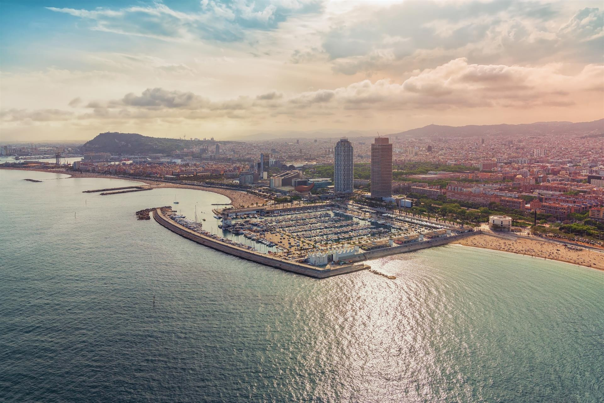 Vista aérea del Port Olímpic de Barcelona / B:SM