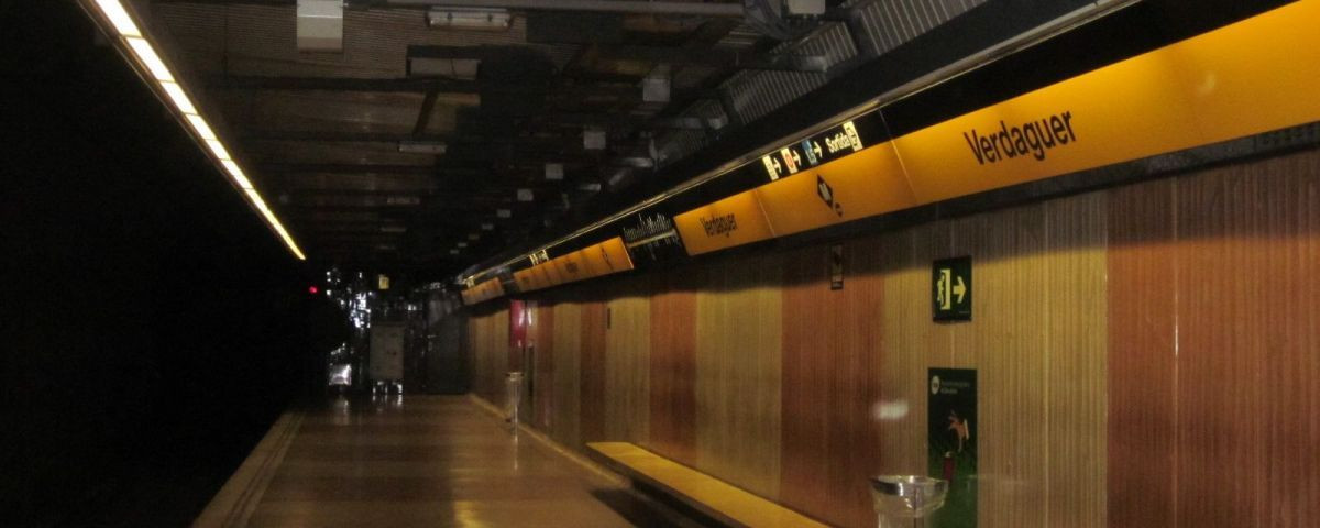 Una estación de la L4 del metro de Barcelona en una imagen de archivo / ARCHIVO