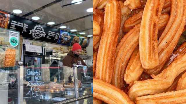 Juan Alpuente atiende a sus clientes en la churrería más viral de Barcelona, que se traslada / METRÓPOLI