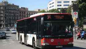 Un bus de la línea 24 de TMB / METRÓPOLI