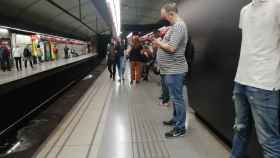 Andén del metro de Sant Andreu / AB-MA