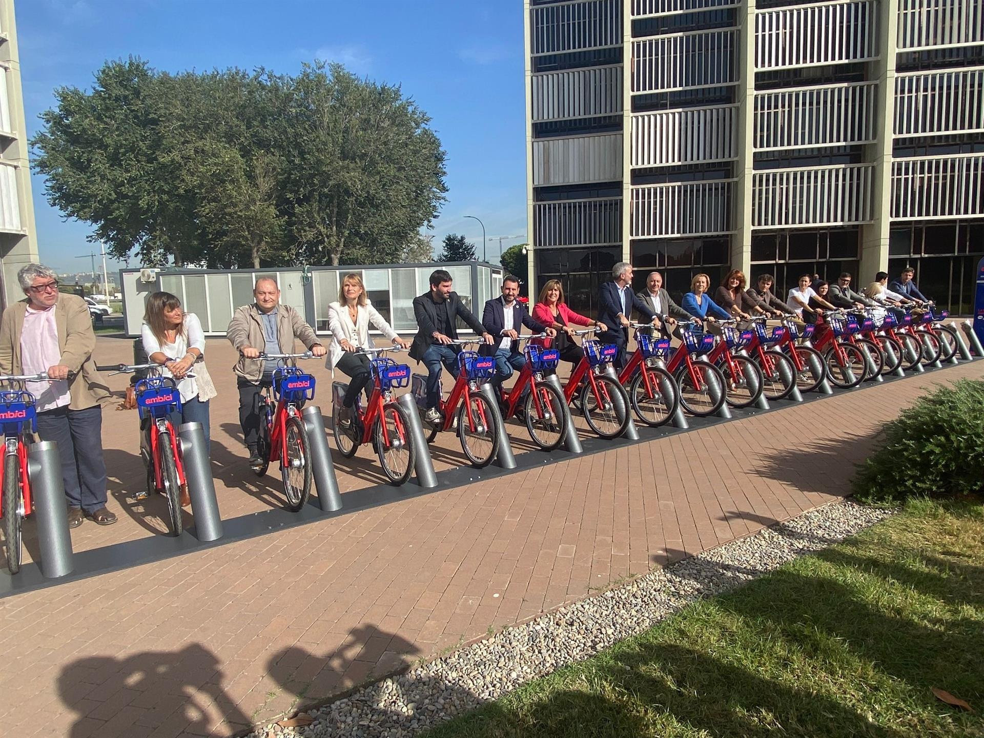 El AMB ampliará el servicio de bicicletas eléctricas en 2023 incorporando 2.600 vehículos / EUROPA PRESS