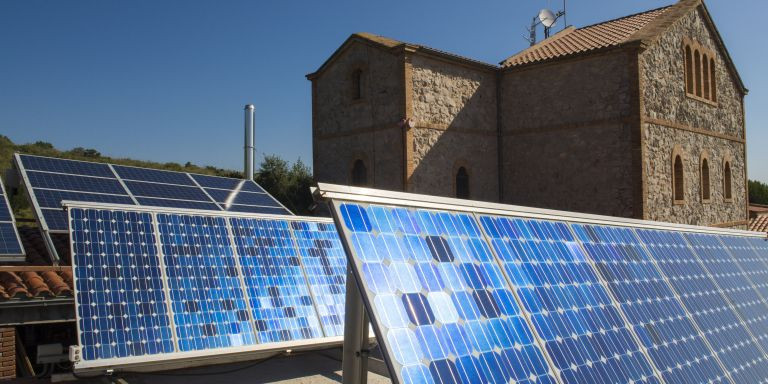 Energia renovables al centre d'informació de la Pleta, al Parc del Garraf Diputació de Barcelona