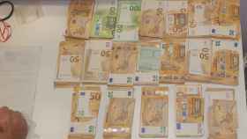 Dos detenidos por retener a los dueños de un comercio y robarles 20.000 euros / GUARDIA URBANA