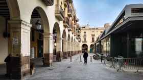 Imagen de la plaza del Mercadal, situada en el barrio de Sant Andreu del Palomar / MA