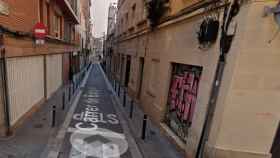 La calle de Burgos de Barcelona, en la que se ha derrumbado un techo / GOOGLE MAPS