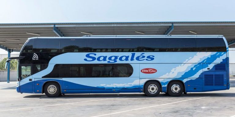 Un autocar de la compañía Sagalés / ARCHIVO