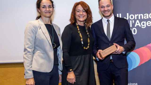 Bàrbara Pons, comisionada de la Agenda 2030 del Ayuntamiento, Laia Bonet y Felipe Campos / CEDIDA