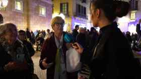 Los barceloneses, sorprendidos con el belén interactivo de plaza Sant Jaume