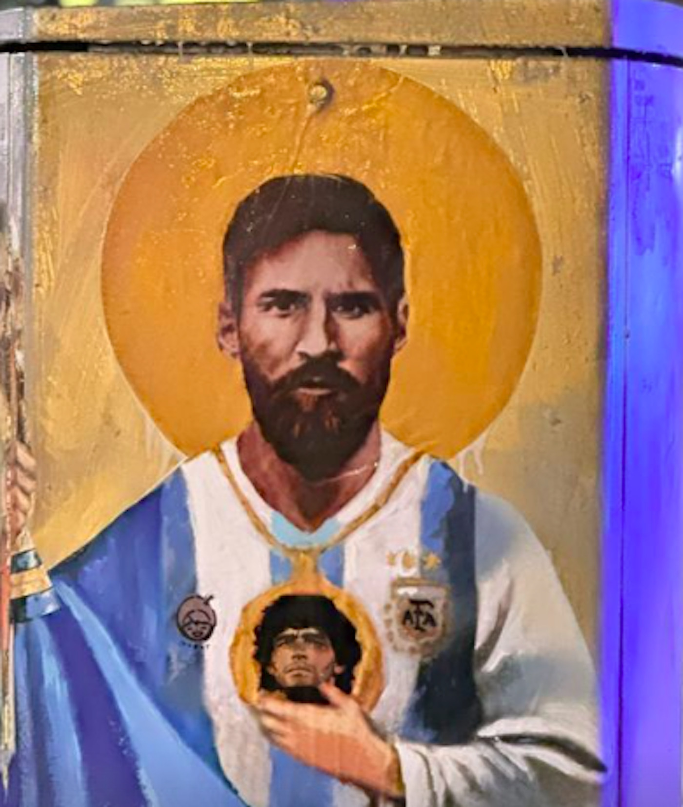 Mural de Messi con la copa del Mundo en la Diagonal / INSTAGRAM TVBOY