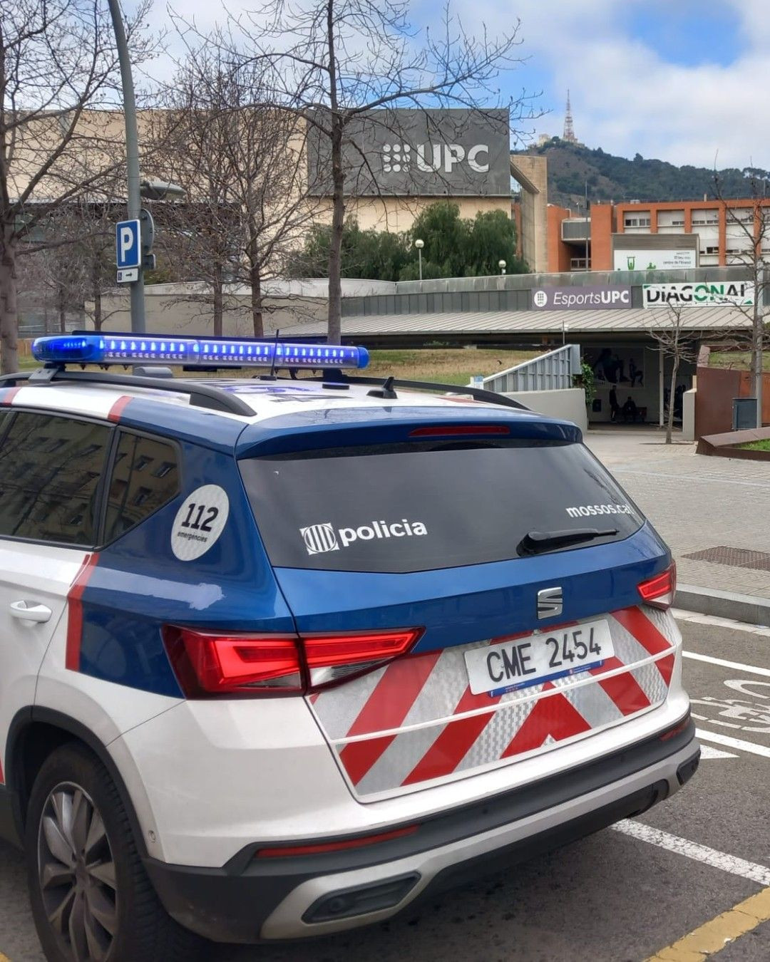 Una patrulla de los Mossos d'Esquadra en la Zona Universitària de Barcelona / MOSSOS