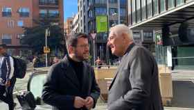 El presidente del Govern, Pere Aragonès, junto al líder de ERC en Barcelona, Ernest Maragal / EUROPA PRESS