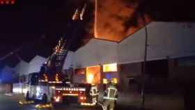 Incendio en una nave de Lliçà de Vall / EUROPA PRESS